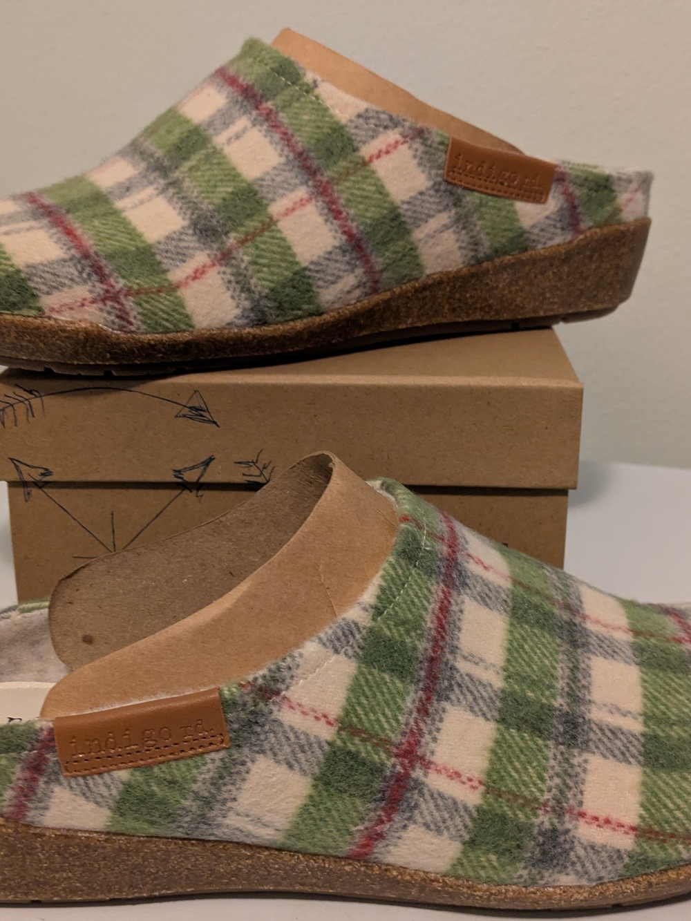 Indigo Rd. Lumie Green Plaid Clog Mules Cottagecore, Grandmacore, Cozy Slip Ons.